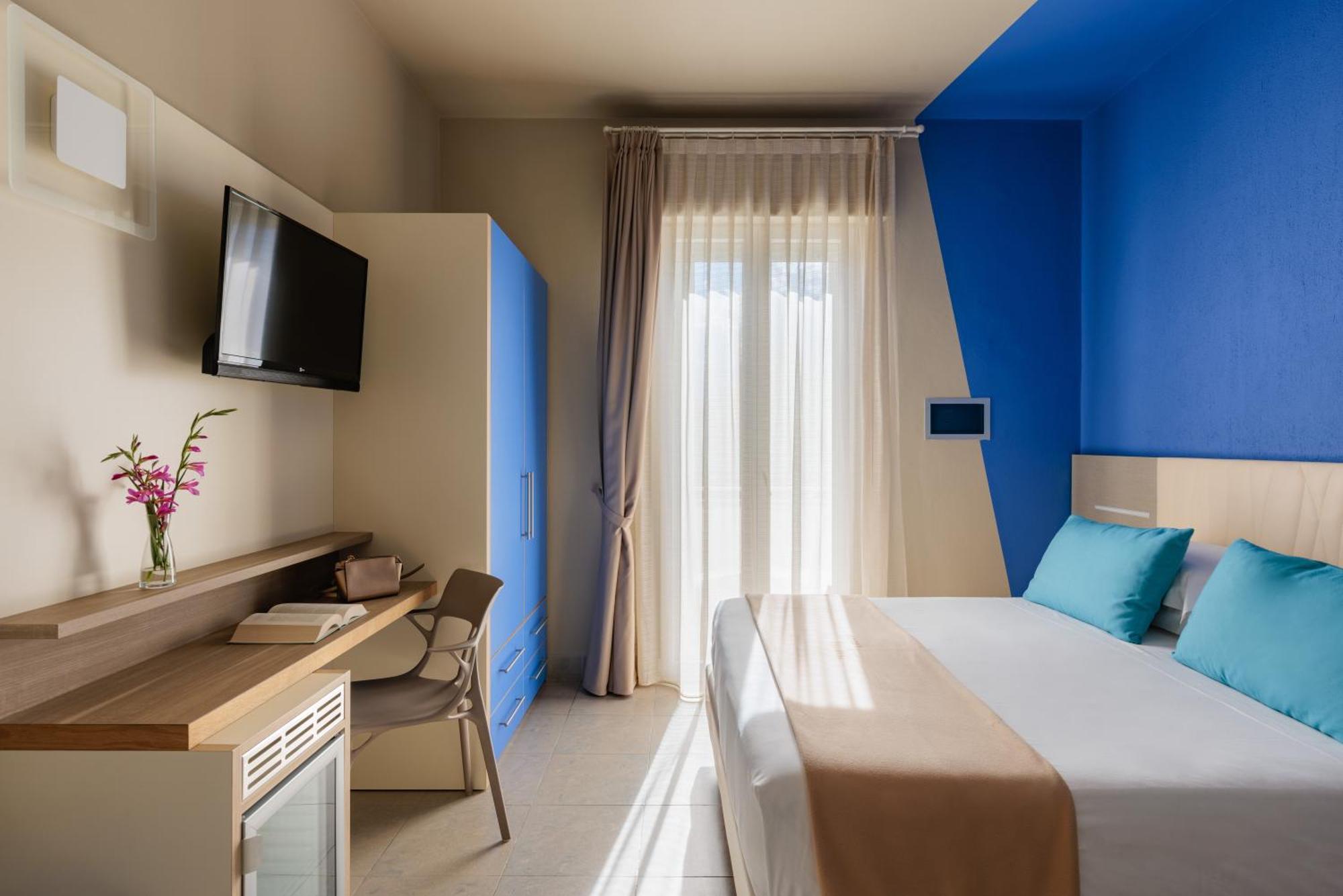 Hotel Nina Marina Di Bibbona Eksteriør bilde